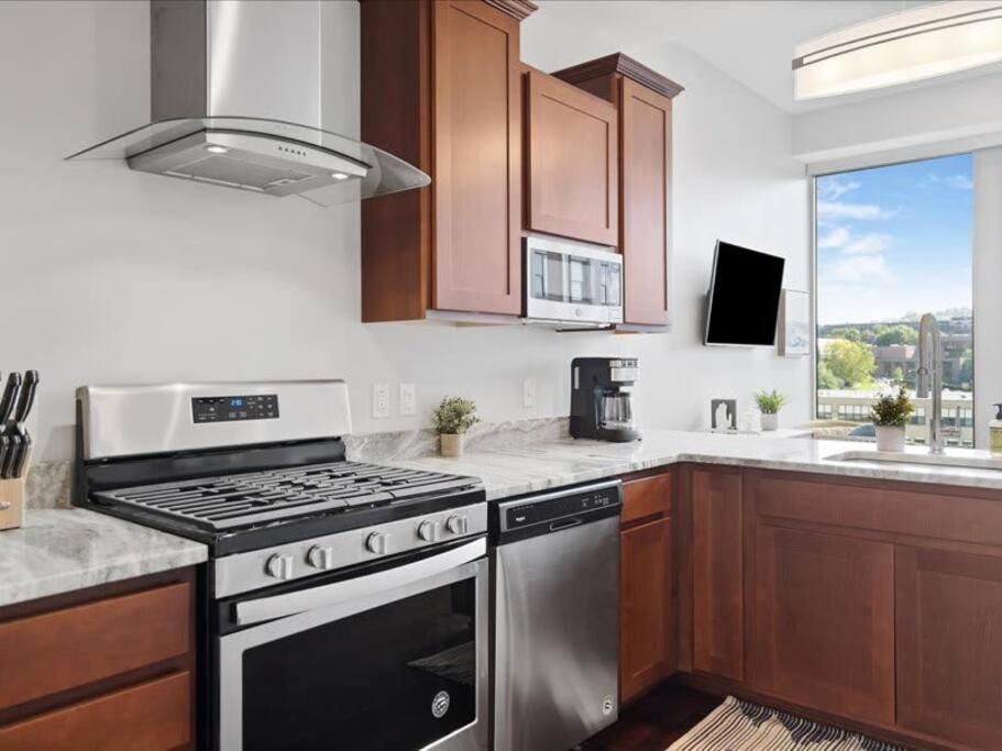 Cozysuites Dream 1Br, Ppg Paints Arena, Pitts Pittsburgh Ngoại thất bức ảnh