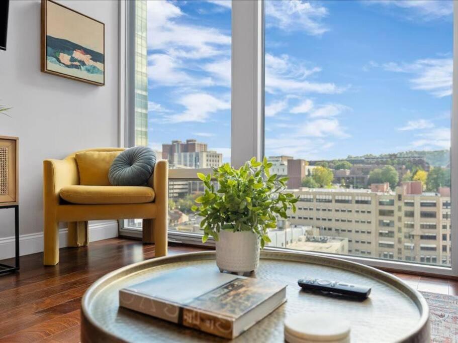 Cozysuites Dream 1Br, Ppg Paints Arena, Pitts Pittsburgh Ngoại thất bức ảnh
