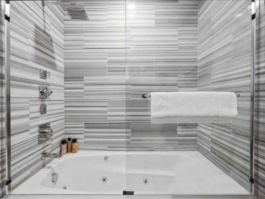 Cozysuites Dream 1Br, Ppg Paints Arena, Pitts Pittsburgh Ngoại thất bức ảnh